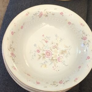 White and Pink Floral Dinnerware Plate